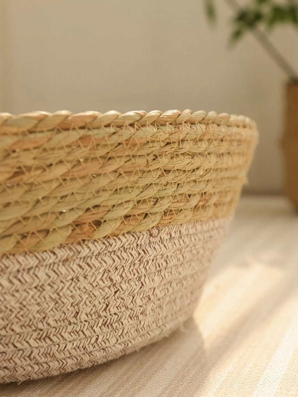 Woven Rattan Scratch-Resistant Cat Nest