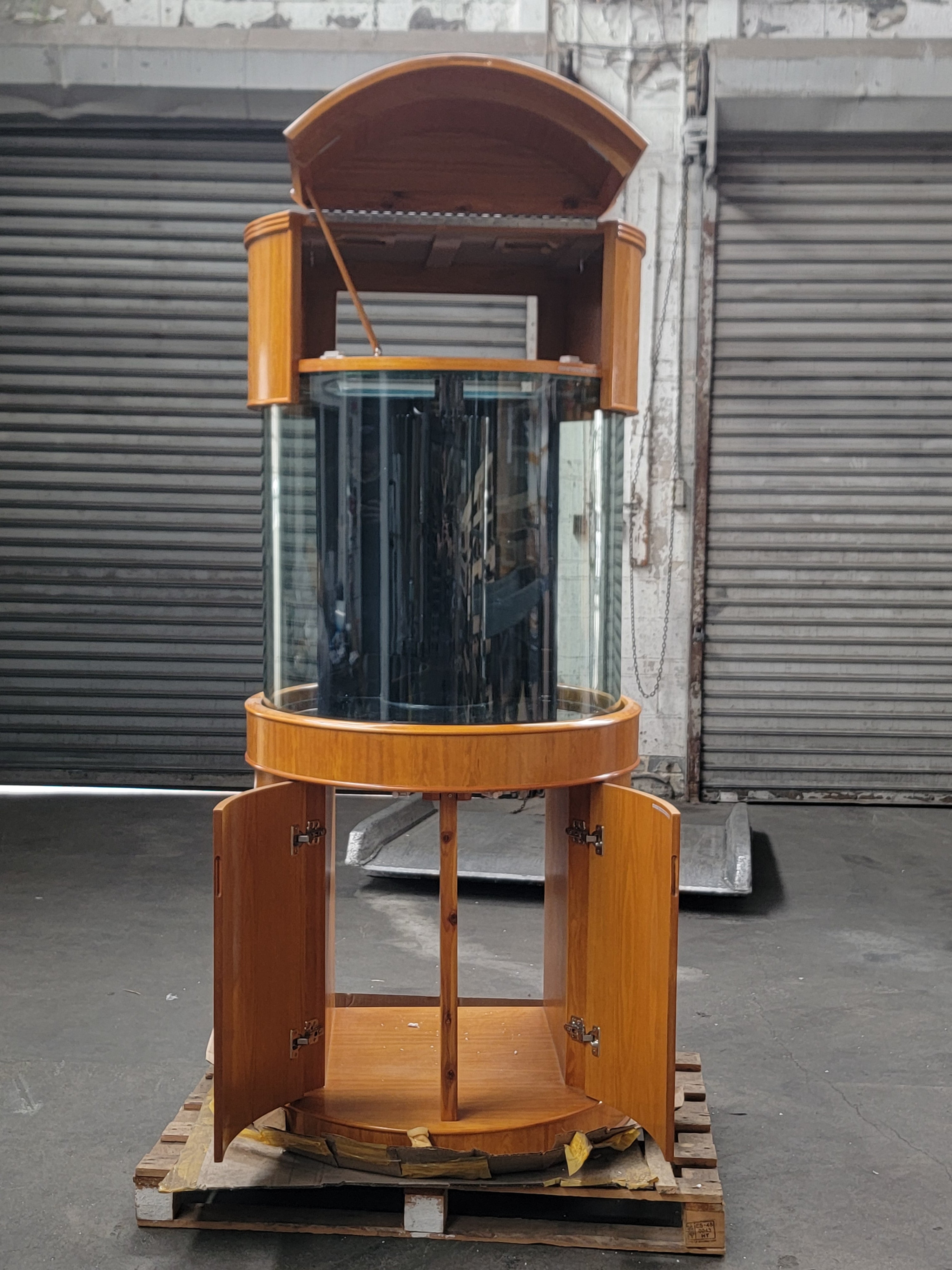 90 Gallon Glass 3/4 Cylinder Round Reef Aquarium With Stand and Canopy in Golden Oak