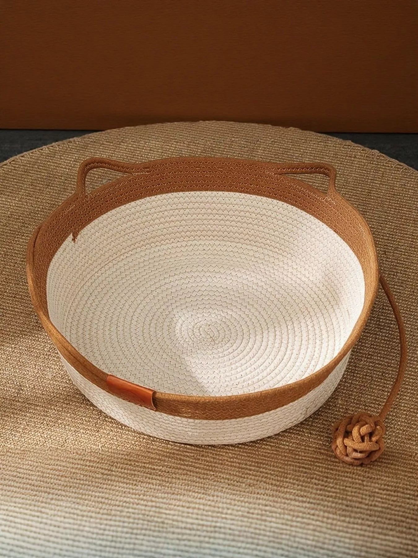Woven Rattan Scratch-Resistant Cat Nest