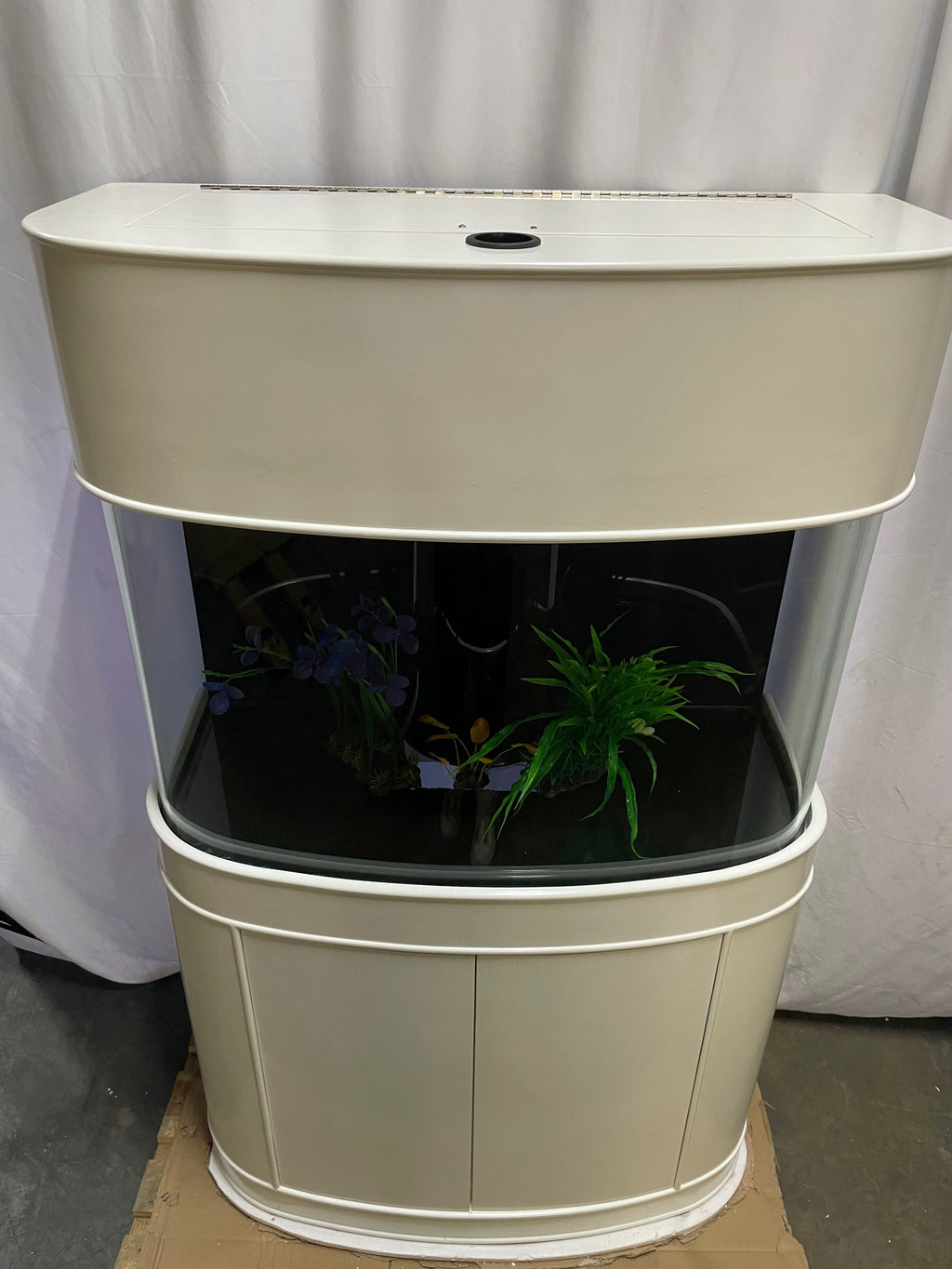 70 gallon GLASS bow front aquarium fish tank set display model